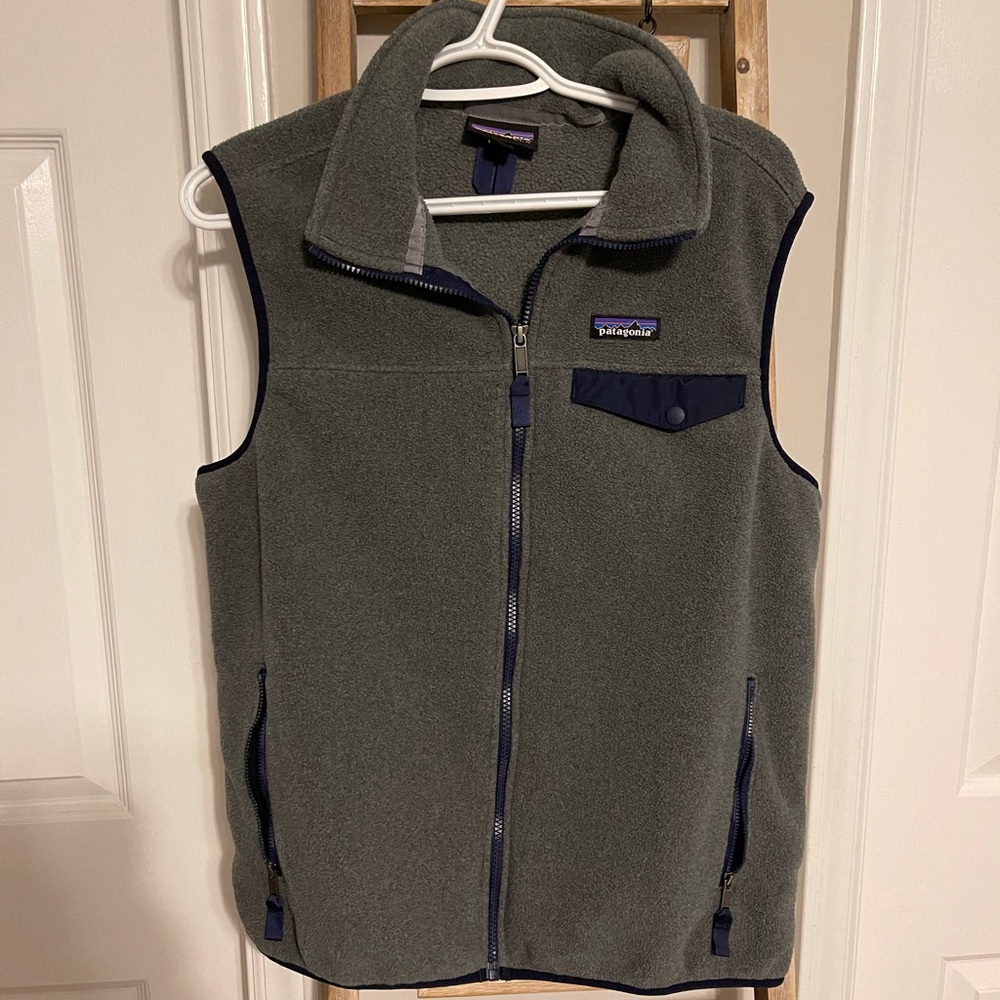 Patagonia vest!